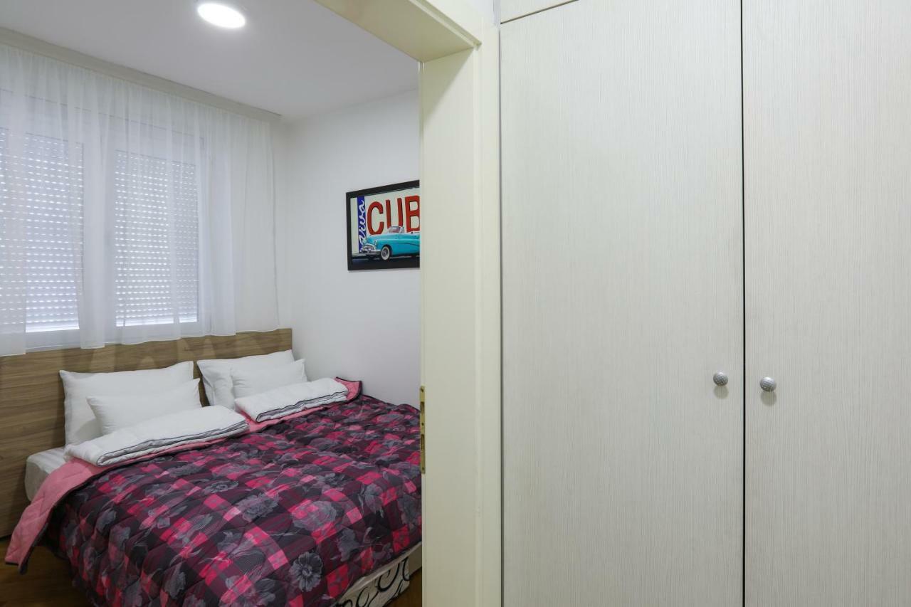 נובי סאד Apartment Promenada 35 מראה חיצוני תמונה