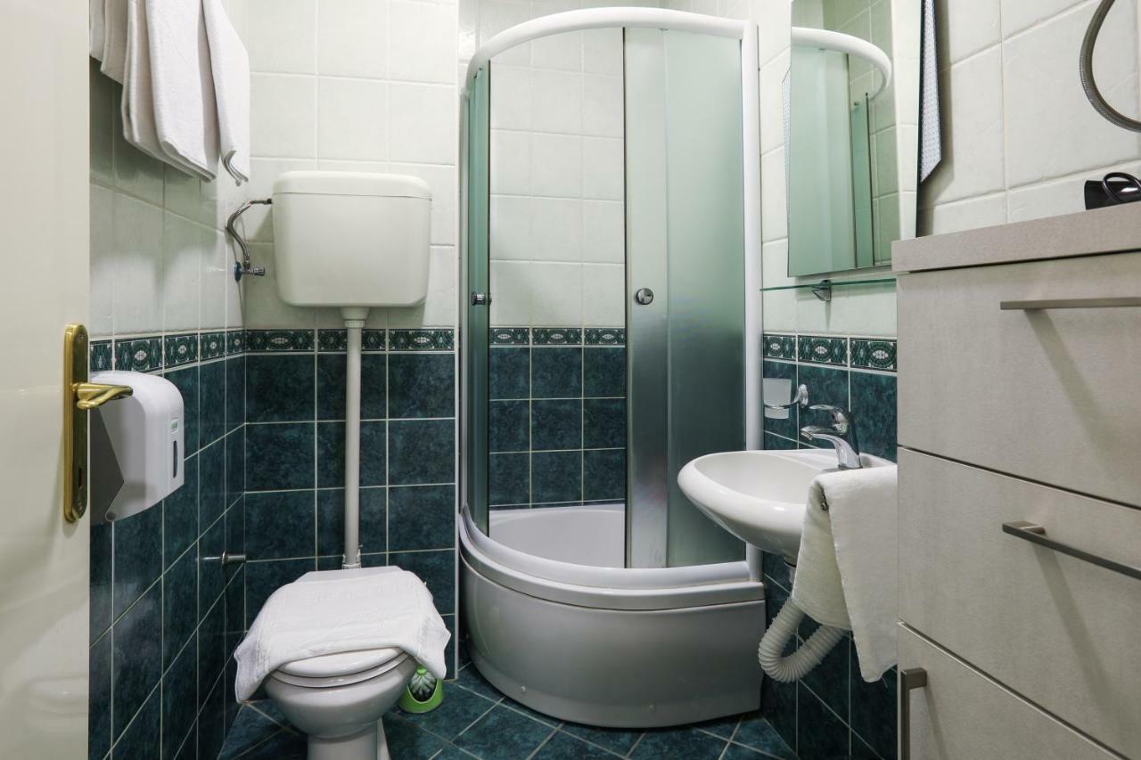 נובי סאד Apartment Promenada 35 מראה חיצוני תמונה